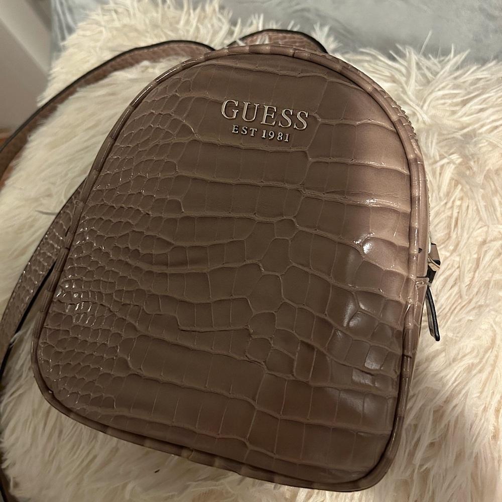 Guess Crossbody/Backpack Gem